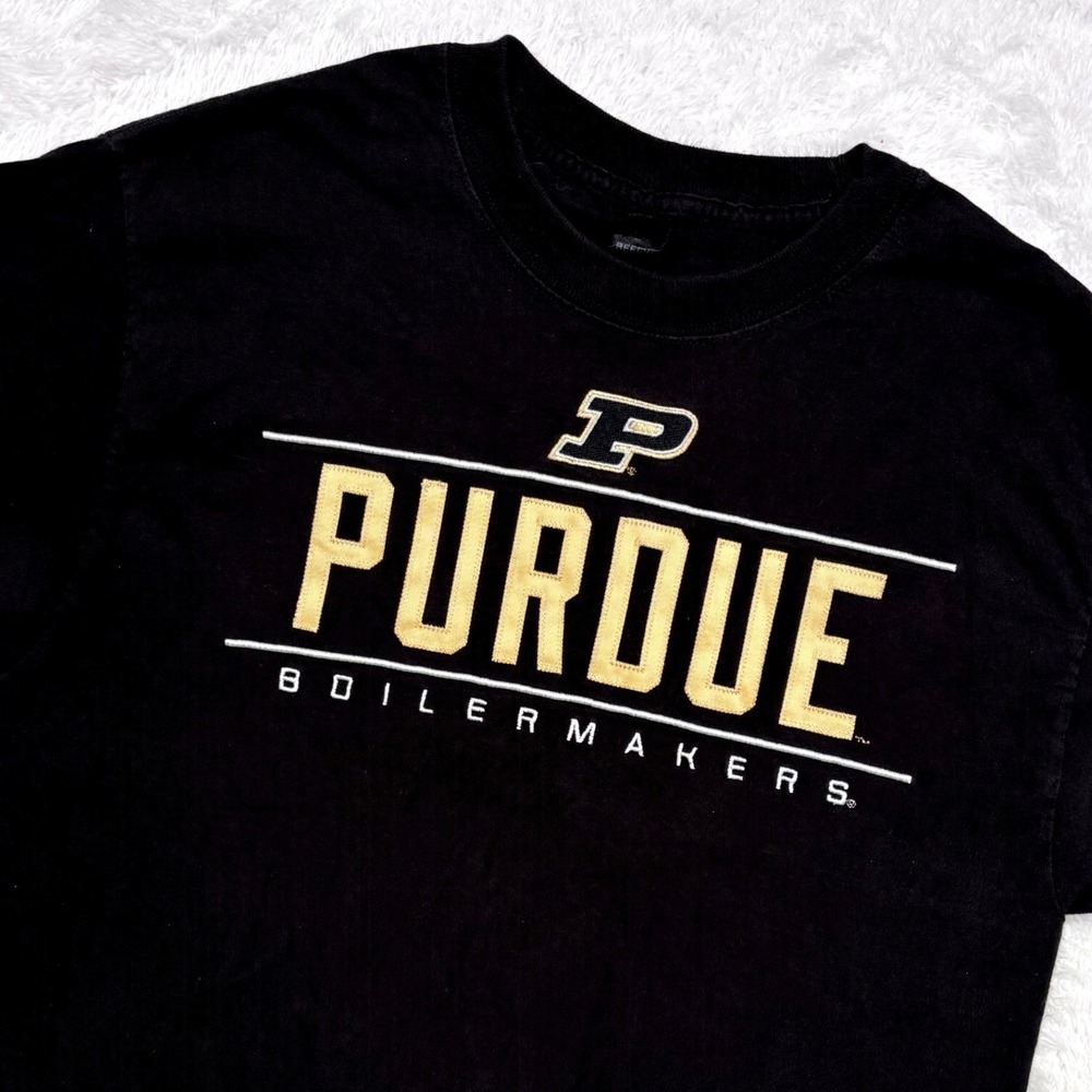 Purdue Boilermakers TShirt Men M (FIT S) Black Embroider Hanes Beefy‎ Fan Alumni